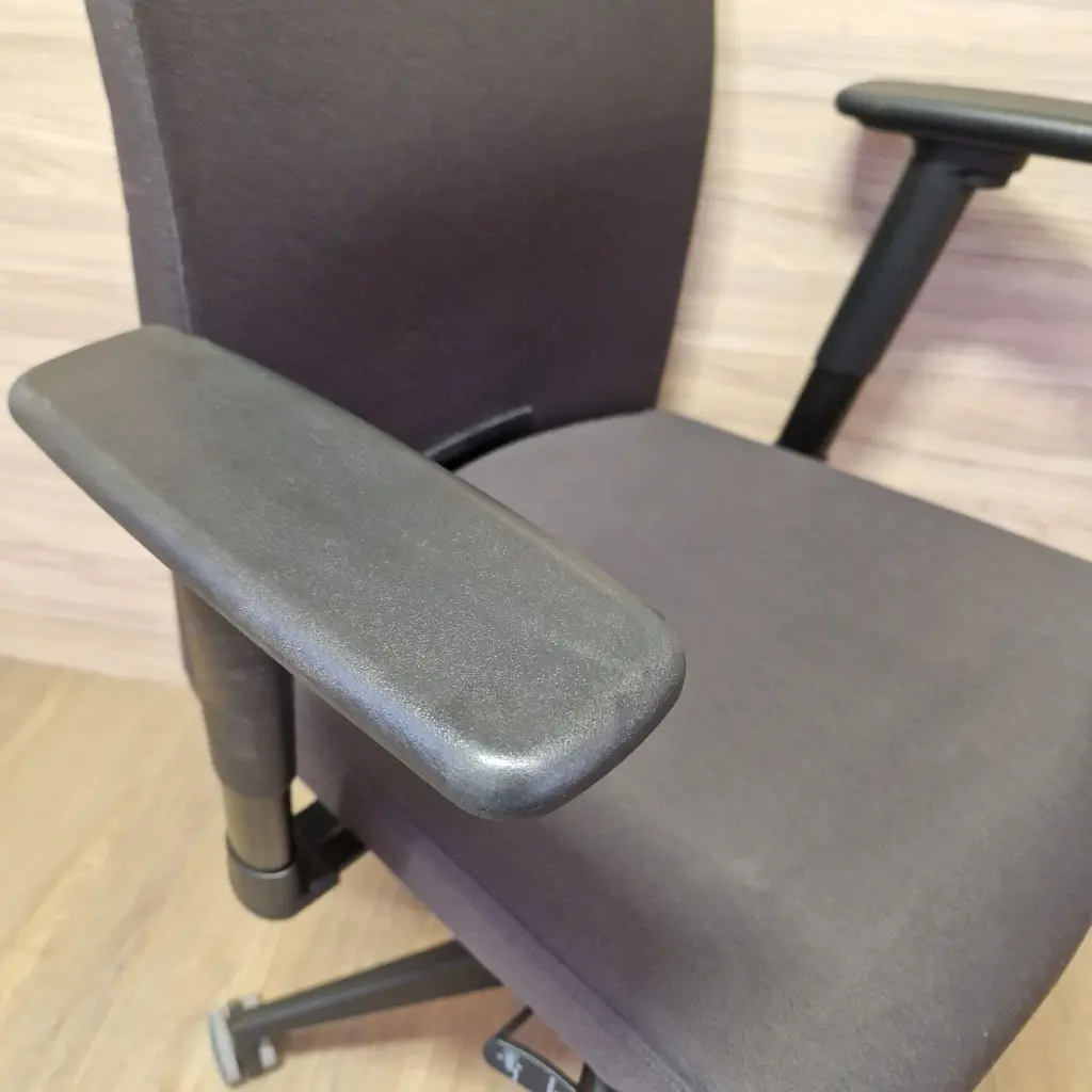silla-oficina-ergonomica (5).webp