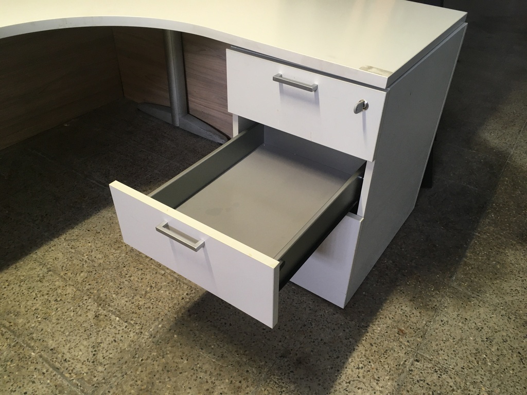Conjunto de mesa y cajonera, Ref: 190609