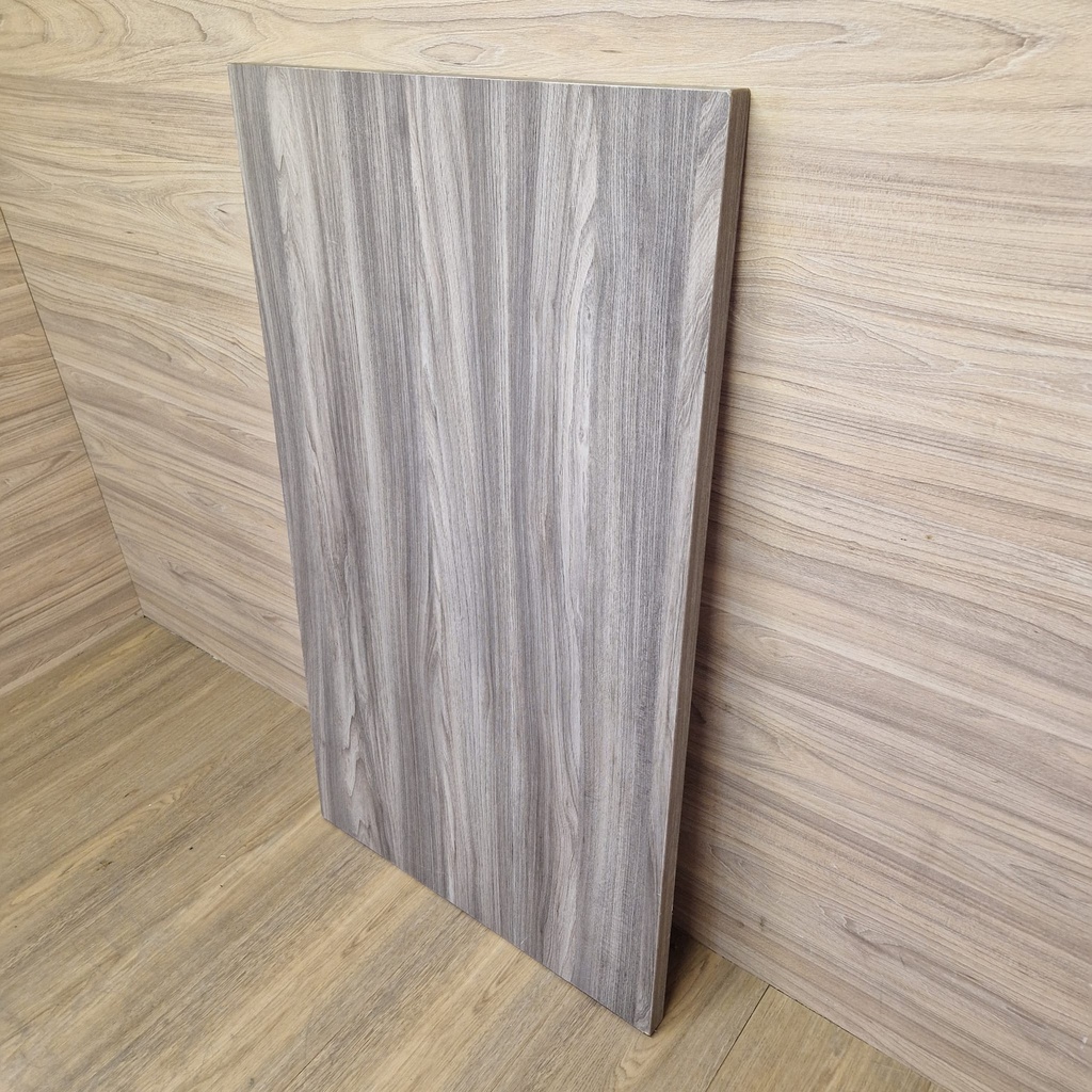 sobre de madera marrón grisáceo 100x60x3cm. R2147