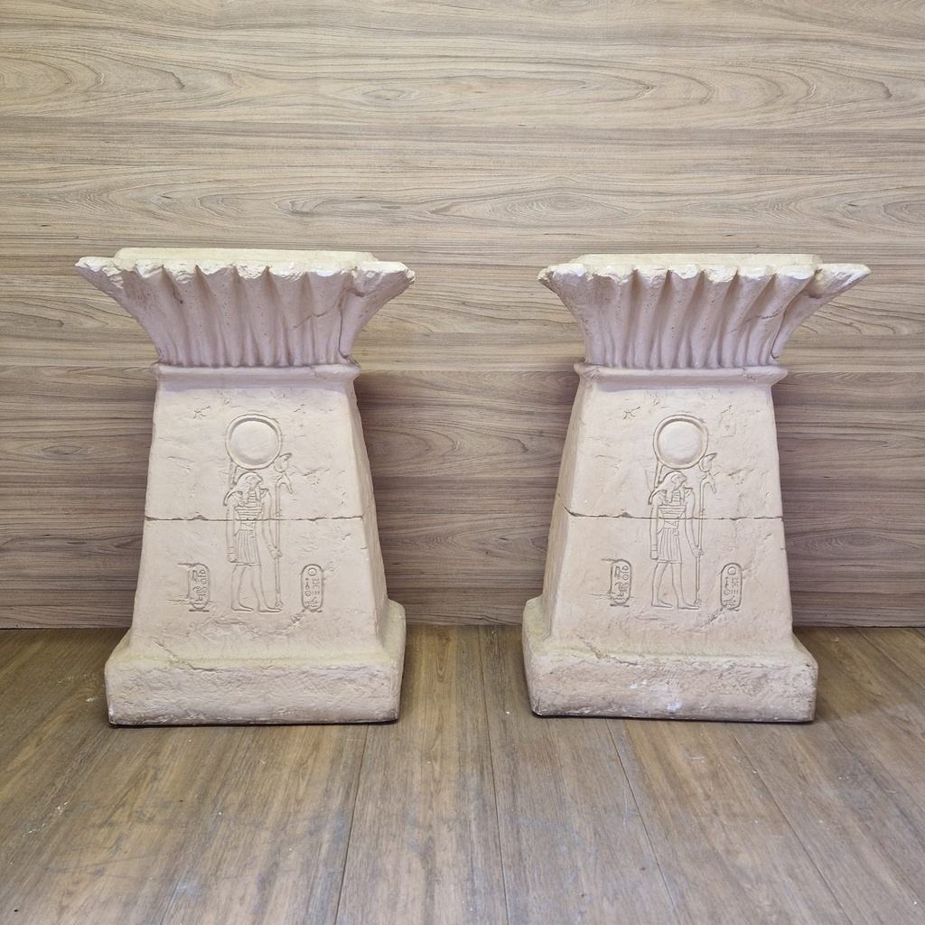 Columnas de yeso egipcias. R1892