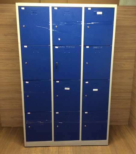 [R2567] Módulo de 12 taquillas de vestuario azul y gris. R2567